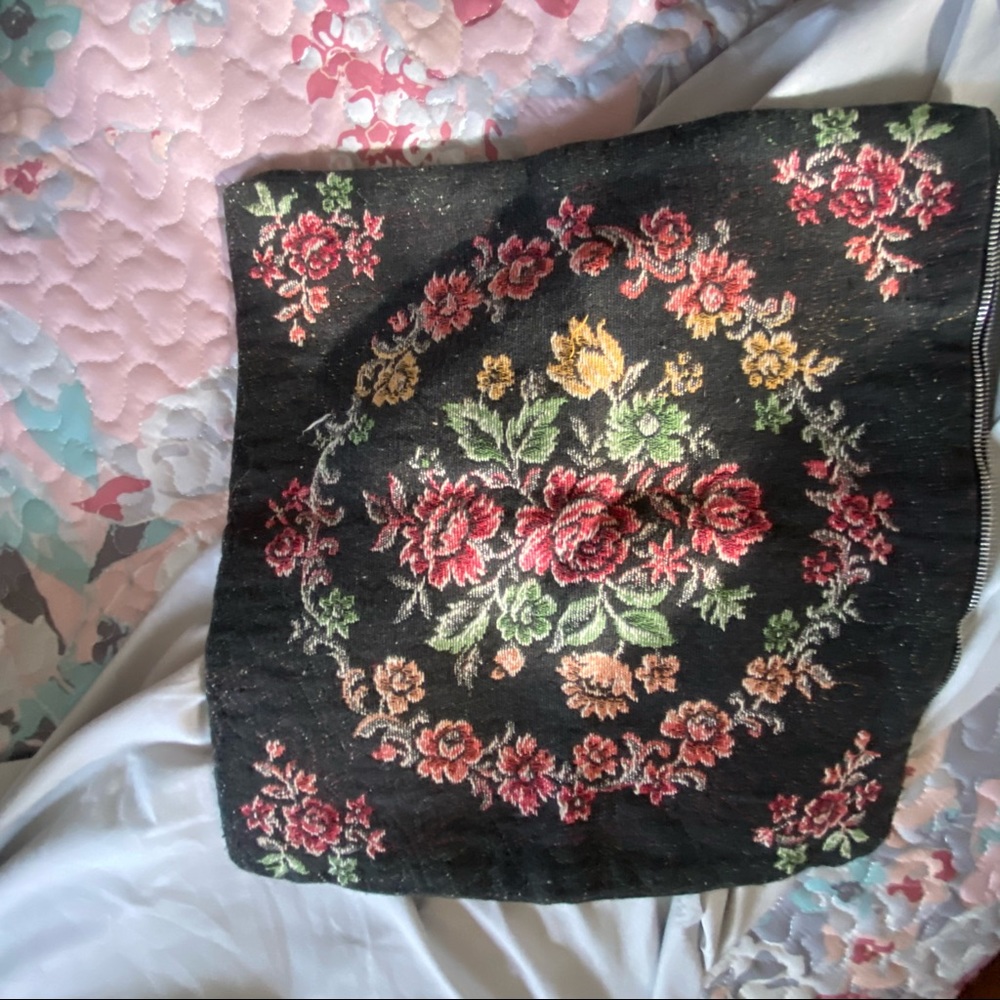 Pillow cover